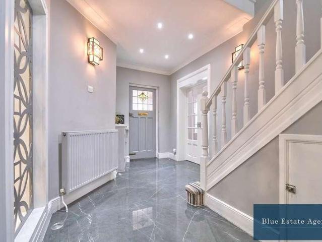 House for sale in Hounslow, Osterley