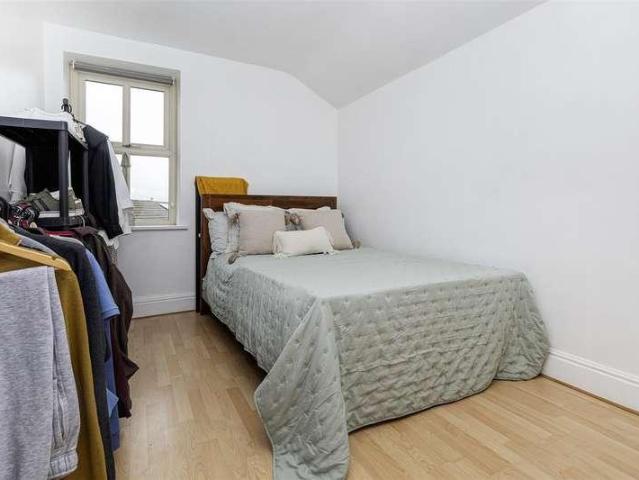 House for sale in Broad Folds, Clayton