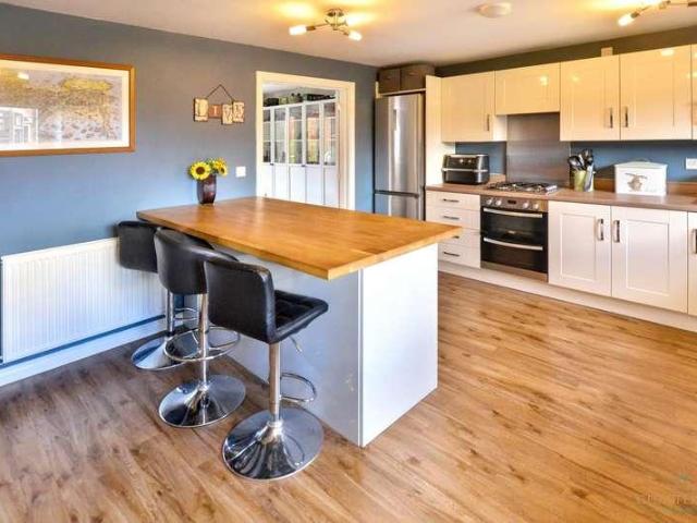 House for sale in Crookhill, Worcestershire