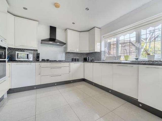 House for sale in Burnham, Swallow
