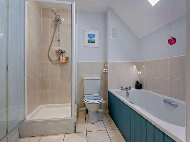 House for sale in Lechlade, Cotswold