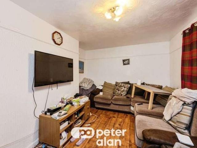 House for sale in Penderry, Nangreaves