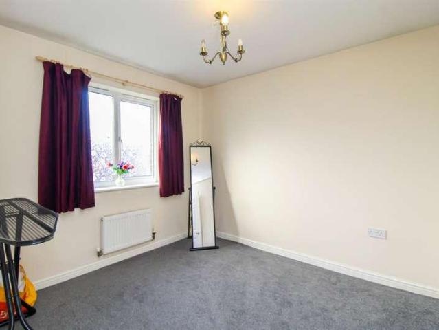 House for sale in Eastmoor, West Yorkshire