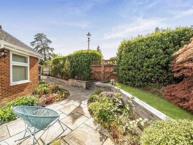 House for sale in Emmbrook, Wokingham