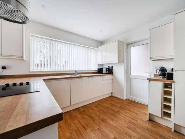 House for sale in Crookhorn, Spring Vale