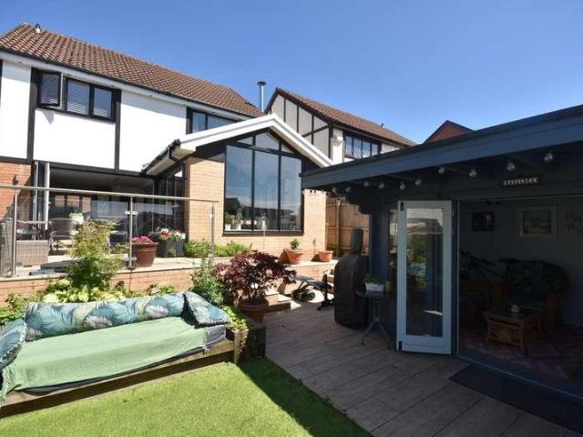 House for sale in Falcon Lodge, Wales