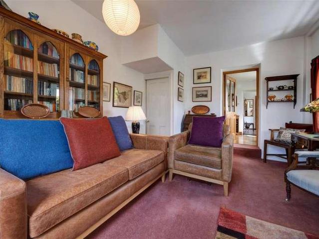 House for sale in Tatham, Bare