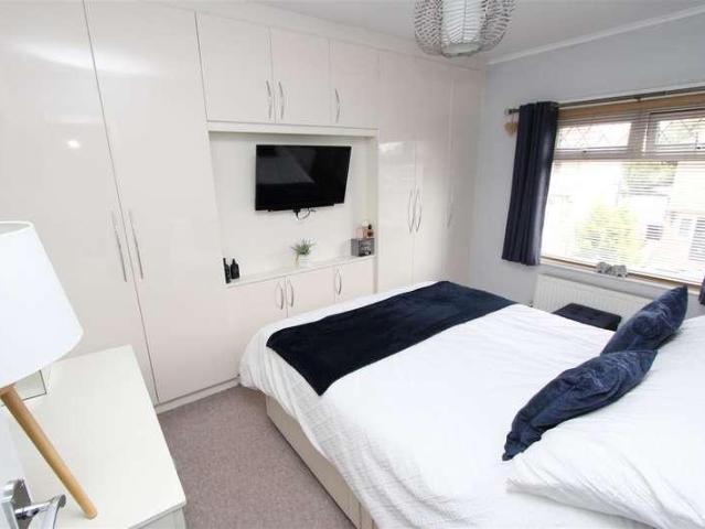 House for sale in Wrose, West Yorkshire