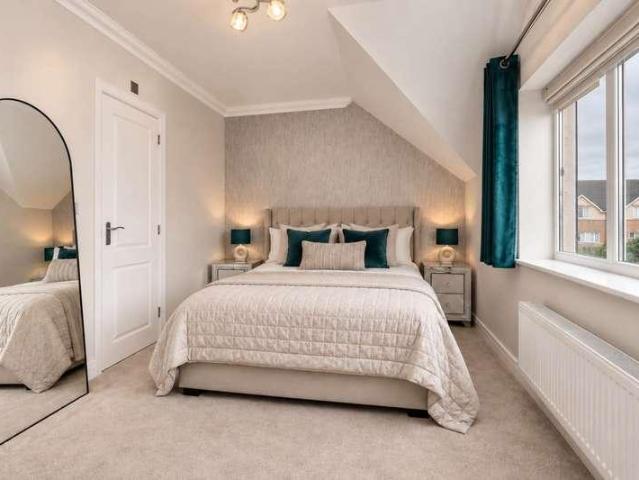 House for sale in Borehamwood, Hertsmere