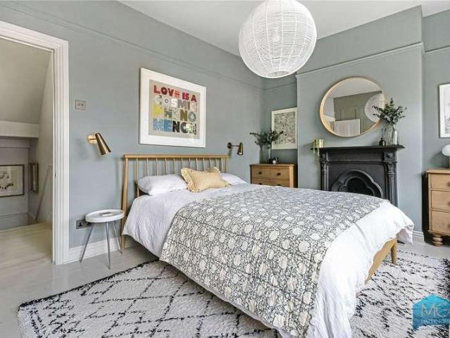 House for sale in Finsbury Park, Greater London