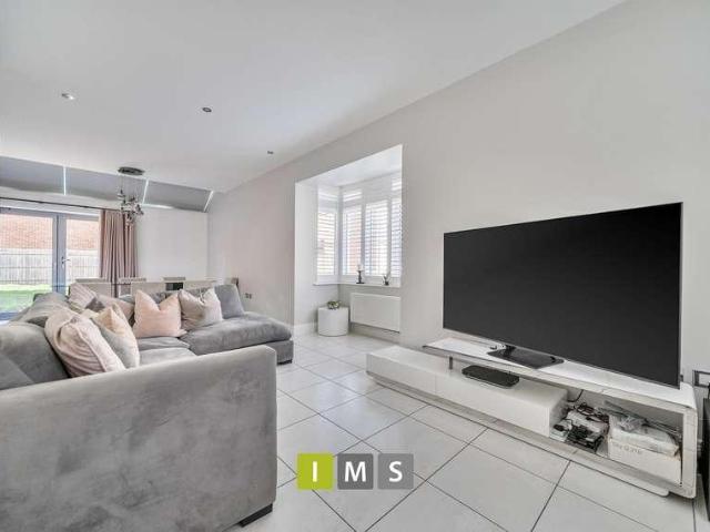 House for sale in Heyford Park, Cherwell