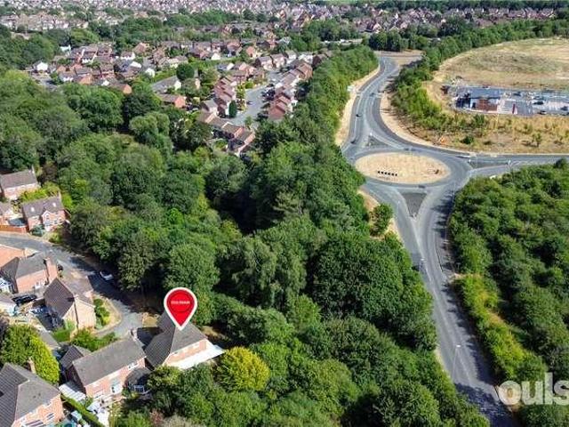 House for sale in Crookhill, Worcestershire