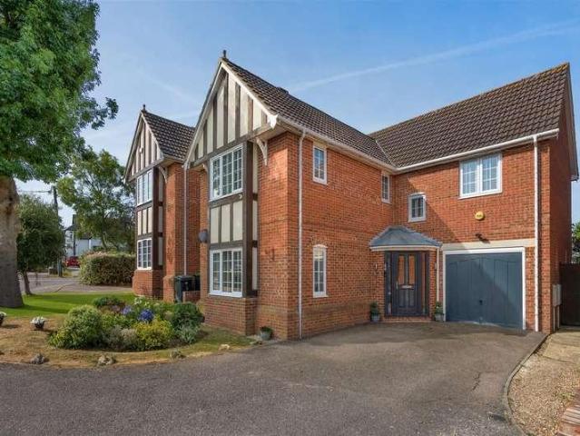 House for sale in South Tankerton, The Bridge