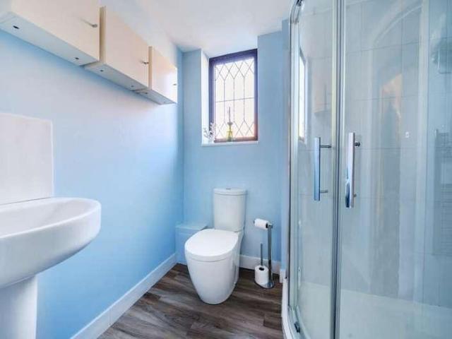 House for sale in Dunstable, Central Bedfordshire