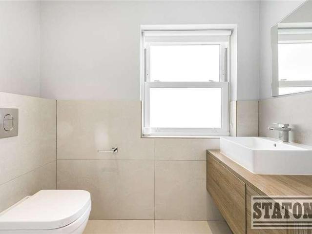 House for sale in Hadley Wood, Greater London