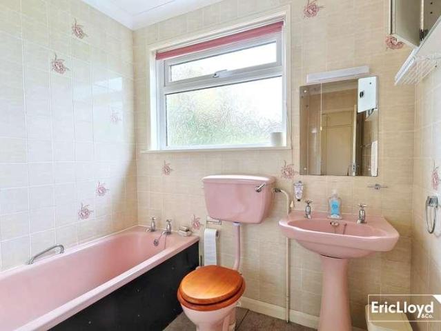 House for sale in Broadsands, Galmpton