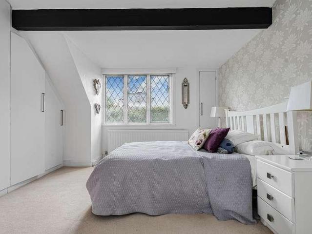 House for sale in Lower Halliford, Surrey