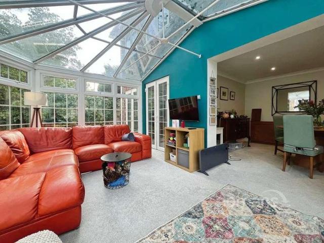 House for sale in Green Cross, Waverley
