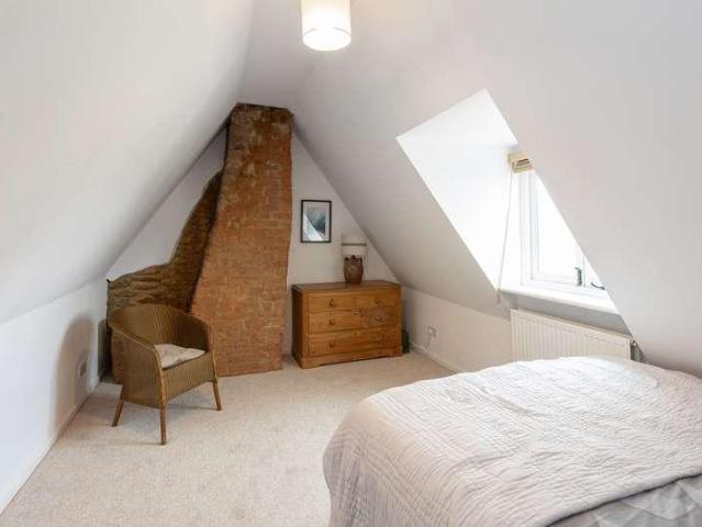 House for sale in Evershot, Oxfordshire