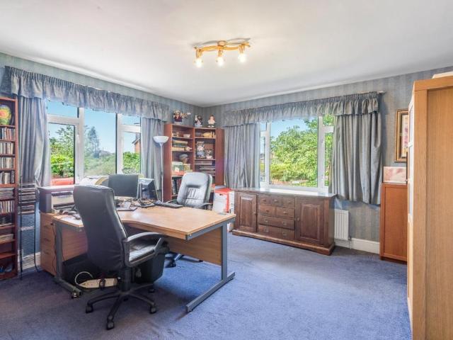 House for sale in Primley Park, Alwoodley