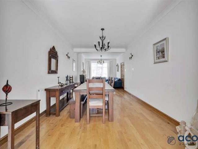 House for sale in Kingsbury, Greater London