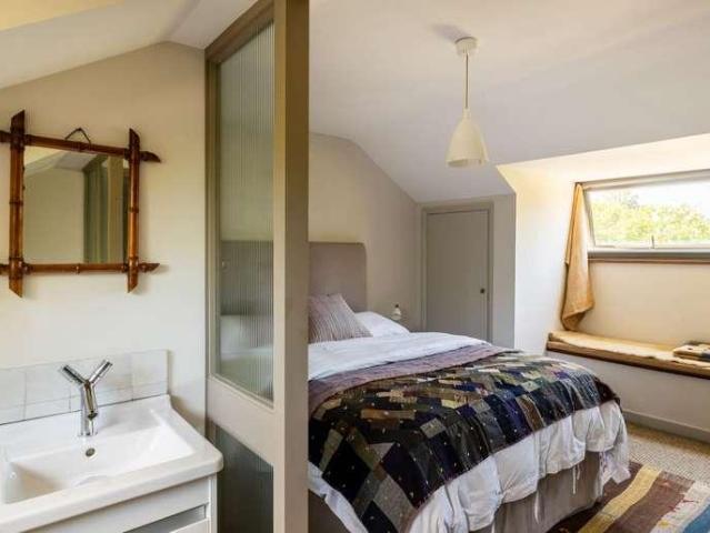 House for sale in Upper Sydenham, Cat Hill