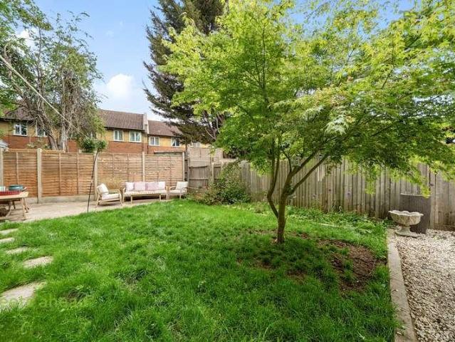 House for sale in London Borough of Croydon, Thornton Heath