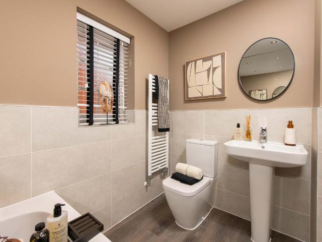House for sale in Wharncliffe Side, South Yorkshire