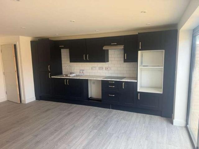House for sale in The Butts, Kent