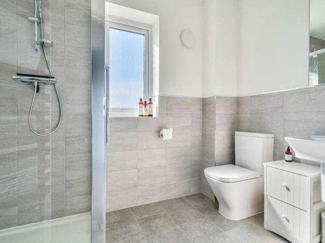 House for sale in Wheatpieces, Pamington
