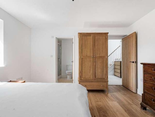 House for sale in Ashton Keynes, Wiltshire
