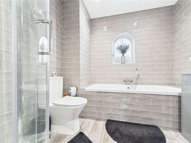 House for sale in Shinfield, Three Mile Cross