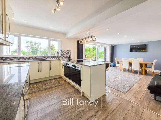 House for sale in Brownhills, West Midlands