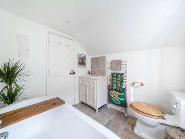 House for sale in Woodbury, Budlake
