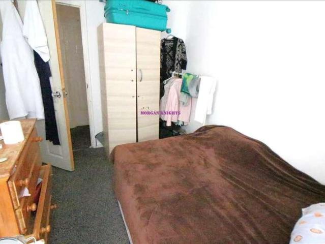 House for sale in E13, London