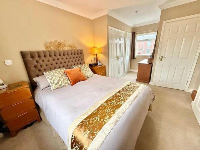 House for sale in Ivy Meade, Macclesfield