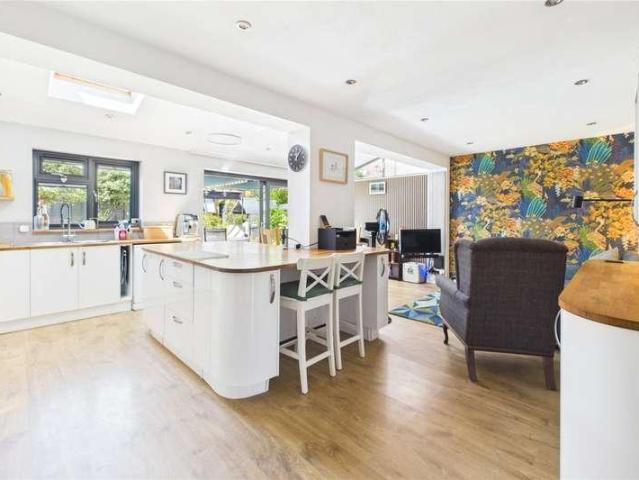 House for sale in Kingsdown, Swindon