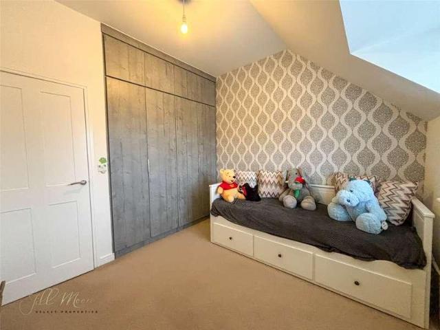 House for sale in Burnside, Fence Houses