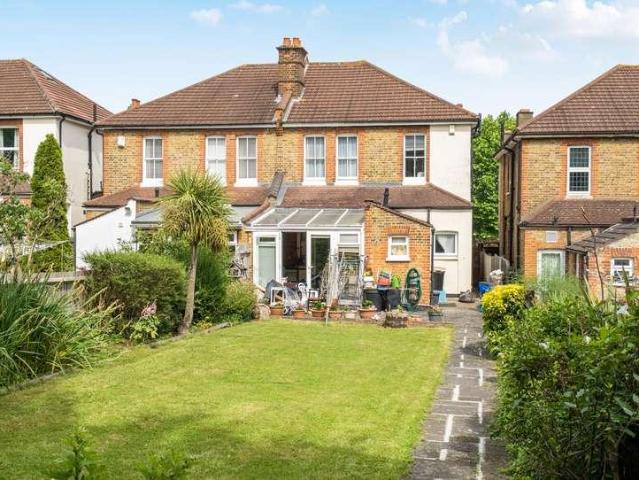 House for sale in London Borough of Croydon, Norbury