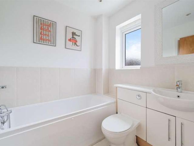 House for sale in Red Hill, Surrey