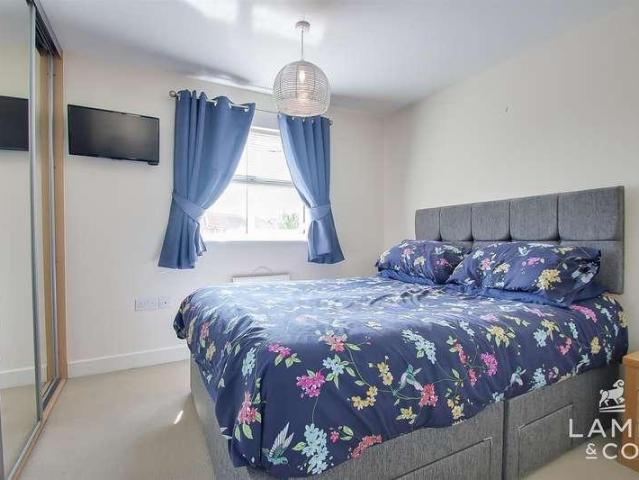House for sale in Dale Hill, Essex