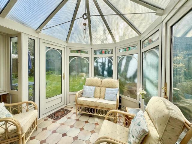 House for sale in Holdenhurst, Bournemouth