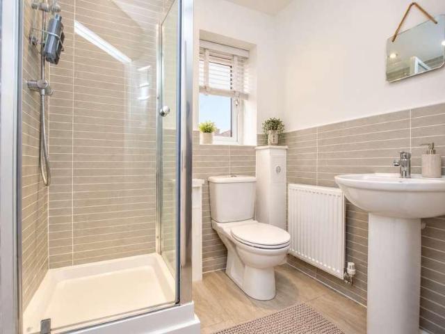 House for sale in Elmwood Park, Newcastle upon Tyne