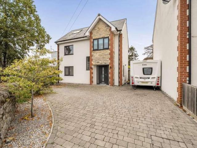 House for sale in Cadbury Heath, South Gloucestershire