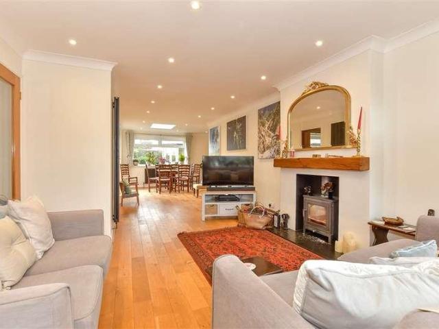 House for sale in St. Dunstan's, The Bridge