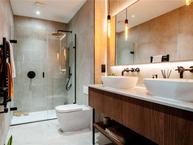 House for sale in London Borough of Enfield, Greater London