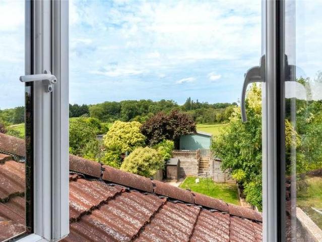 House for sale in Barming, Midway