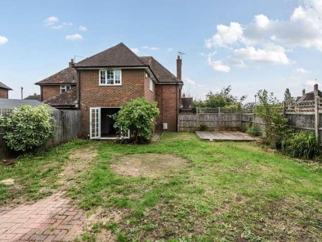 House for sale in Cranleigh, Waverley