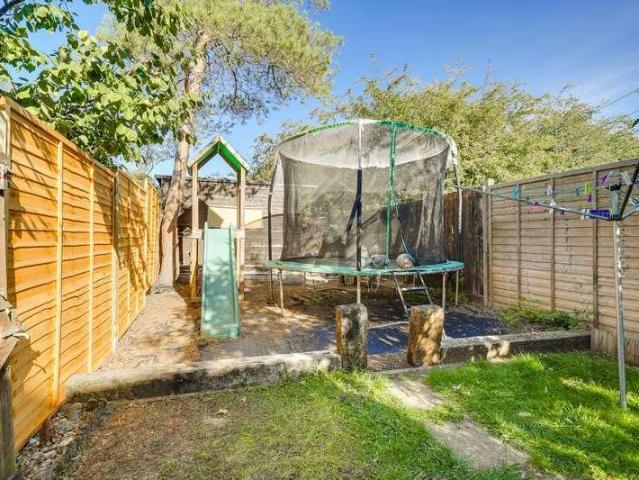 House for sale in Leighton-Linslade, Leighton Buzzard