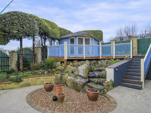 House for sale in Ossett, West Yorkshire